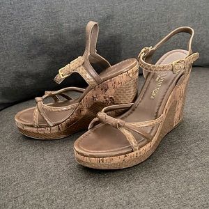 Louis Vuitton Snakeskin wedges size 7